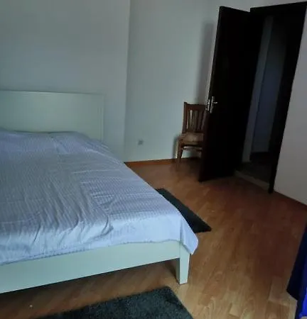 Guesthouse Elly Aparthotel *